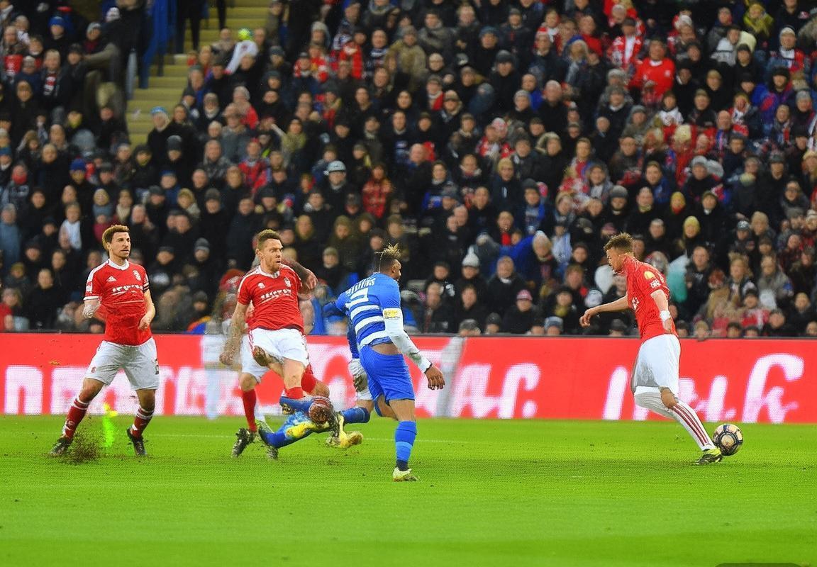 2017英冠巅峰对决：诺丁汉森林VS雷丁激情碰撞回顾(图2)